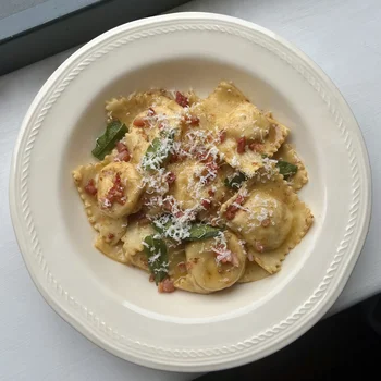 Butternut squash, walnut and ricotta ravioli