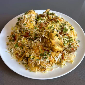 Hyderabadi chicken dum biryani